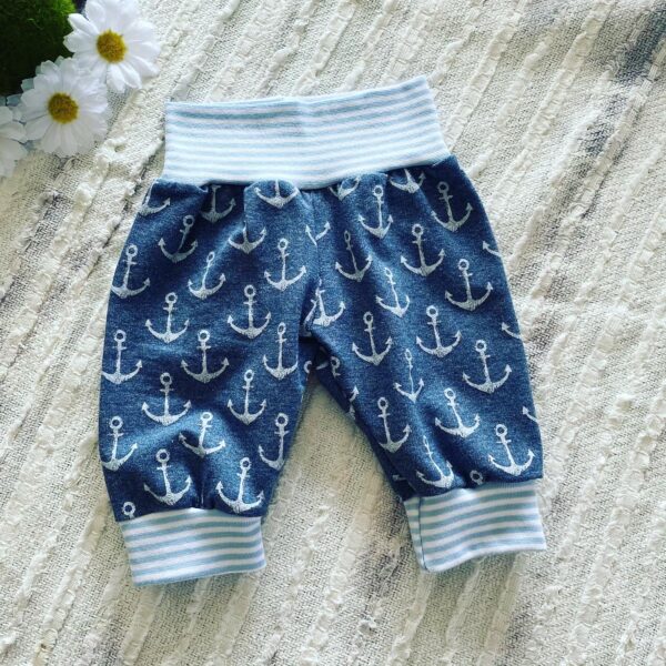 Babyset 56 cm - Pumphosen und Kreuzshirt – Bild 2