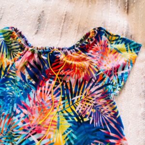 Kleidchen mit Carmendeckoltee für Mädchen
